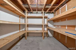 7908 Camelot Ln, Saint Louis, MO 63123 - Photo 24