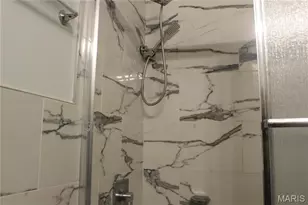 7450 Sieloff Dr, Hazelwood, MO 63042 - Photo 16