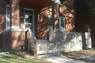 1012 Commodore Dr, Richmond Heights, MO 63117 - Photo 1