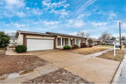 700 Dewayne Drive, Florissant, MO 63031 - Photo 32