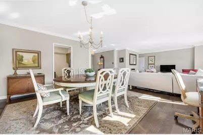 900 S Hanley Road #12E, Clayton, MO 63105 - Photo 10