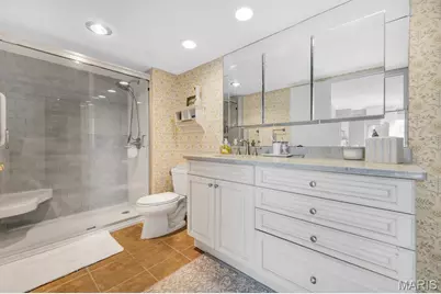 900 S Hanley Road #12E, Clayton, MO 63105 - Photo 30