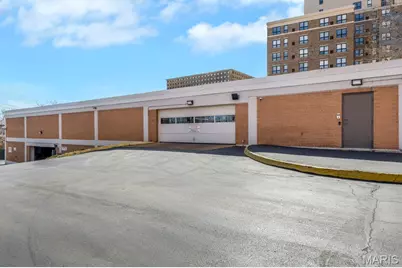900 S Hanley Road #12E, Clayton, MO 63105 - Photo 40