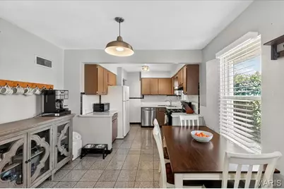 1072 Rainbow Drive, Saint Louis, MO 63125 - Photo 8