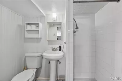 1072 Rainbow Drive, Saint Louis, MO 63125 - Photo 24