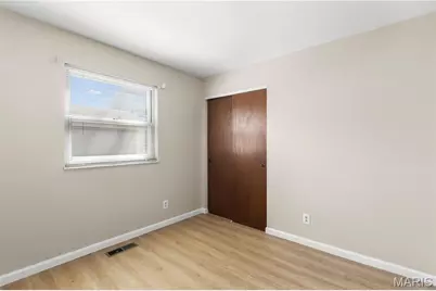 11790 New Halls Ferry Road, Florissant, MO 63033 - Photo 18