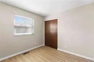 11790 New Halls Ferry Road, Florissant, MO 63033 - Photo 18