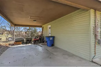 3858 Ronnie Lane, Pacific, MO 63069 - Photo 4