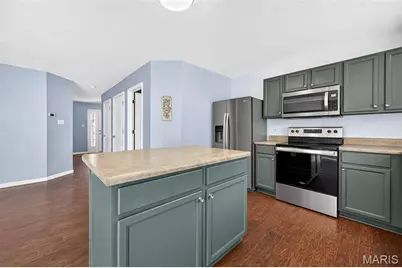 3273 Cog Wheel Station, Saint Charles, MO 63301 - Photo 6