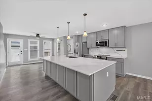 208 Freehold Rock Wy, Saint Charles, MO 63301 - Photo 12