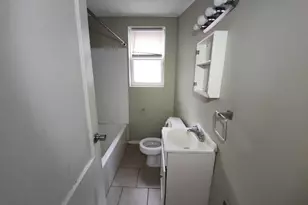 4660 Ray Ave, Saint Louis, MO 63116 - Photo 8