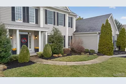 2221 Stonegate Manor Court, Chesterfield, MO 63017 - Photo 2
