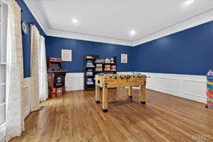 2221 Stonegate Manor Ct, Chesterfield, MO 63017 - Photo 8