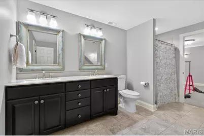 2221 Stonegate Manor Court, Chesterfield, MO 63017 - Photo 40