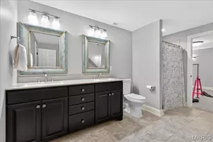 2221 Stonegate Manor Ct, Chesterfield, MO 63017 - Photo 40