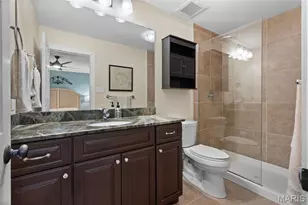 15574 Highcroft Dr, Chesterfield, MO 63017 - Photo 12