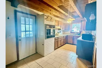 203 S Madison Street, Perry, MO 63462 - Photo 12