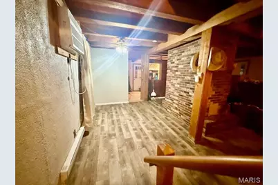 203 S Madison Street, Perry, MO 63462 - Photo 24