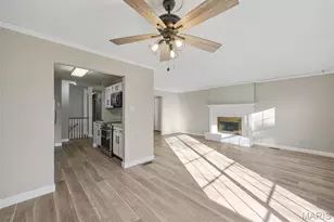 3060 Autumn Shores Dr, Maryland Heights, MO 63043 - Photo 6