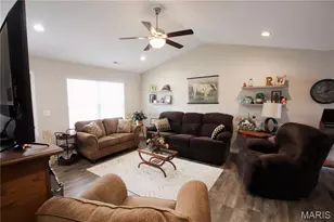 233 Bud St, Sullivan, MO 63080 - Photo 4