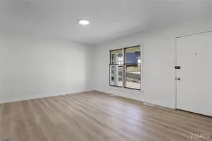 1126 Yorktown Dr, Saint Charles, MO 63303 - Photo 4