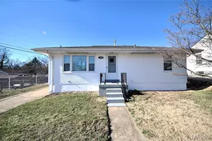 3309 Marmary Ln, Saint Ann, MO 63074 - Photo 1