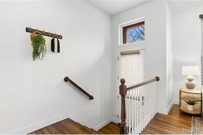 1310 Mackay Place, Saint Louis, MO 63104 - Photo 2