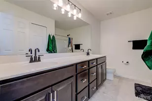 902 Palisades Cir, Saint Charles, MO 63301 - Photo 34