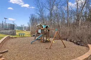 962 Midpoint Dr, O'Fallon, MO 63366 - Photo 56