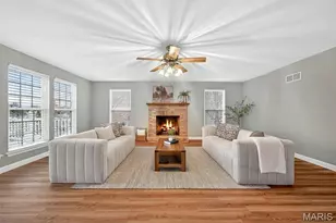 962 Midpoint Dr, O'Fallon, MO 63366 - Photo 4