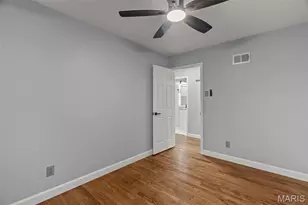 725 Hazelvalley Dr, Hazelwood, MO 63042 - Photo 34