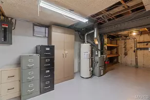 725 Hazelvalley Dr, Hazelwood, MO 63042 - Photo 48