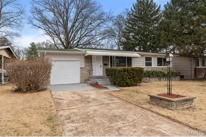 725 Hazelvalley Drive, Hazelwood, MO 63042 - Photo 2