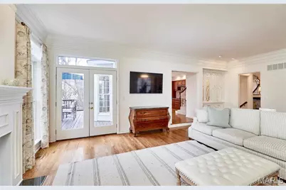 16507 Kingspointe Lake Lane, Chesterfield, MO 63005 - Photo 22