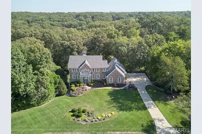 16507 Kingspointe Lake Lane, Chesterfield, MO 63005 - Photo 4