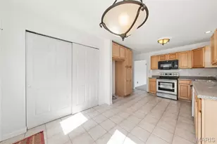 1050 Kehrs Mill Rd, Ballwin, MO 63011 - Photo 20