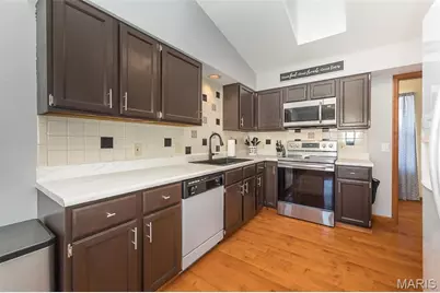 1012 Pegasus Circle, Saint Peters, MO 63376 - Photo 10