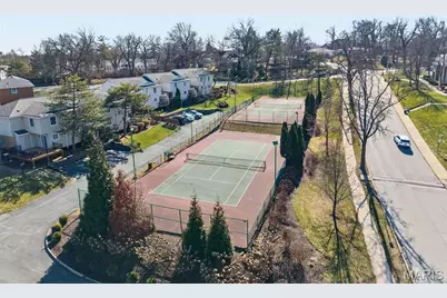 9137 Wrenwood Lane, Brentwood, MO 63144 - Photo 26