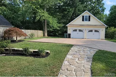 534 E Jefferson Avenue, Kirkwood, MO 63122 - Photo 2