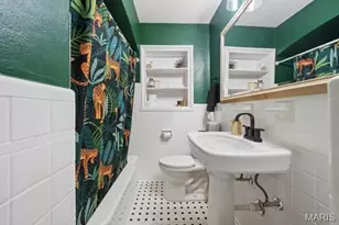 534 E Jefferson Ave, Kirkwood, MO 63122 - Photo 24