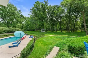 34 Somerset Downs Dr, Ladue, MO 63124 - Photo 46