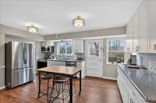 1104 Cantina Dr, Chesterfield, MO 63141 - Photo 8