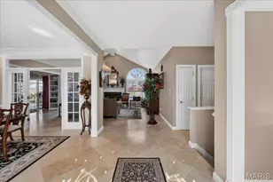 15317 Oaktree Estates Dr, Chesterfield, MO 63017 - Photo 4