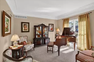 15317 Oaktree Estates Dr, Chesterfield, MO 63017 - Photo 6