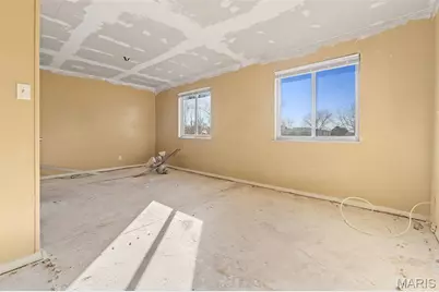 940 Maple Place, Saint Louis, MO 63112 - Photo 10