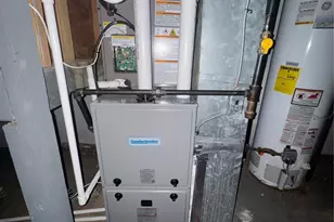 940 Maple Pl, Saint Louis, MO 63112 - Photo 22