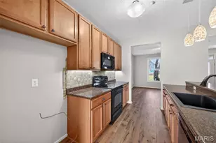 3221 S Civic Green Way, Saint Charles, MO 63301 - Photo 18