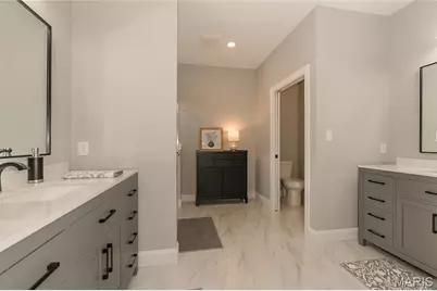 107 Royal Inverness Parkway, O'Fallon, MO 63368 - Photo 18