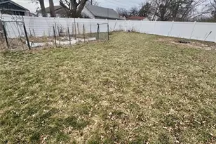 504 W Ripa Ave, Saint Louis, MO 63125 - Photo 8