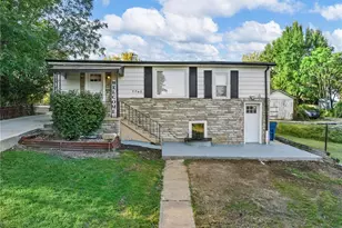 7740 Jerome Ave, Maplewood, MO 63143 - Photo 1